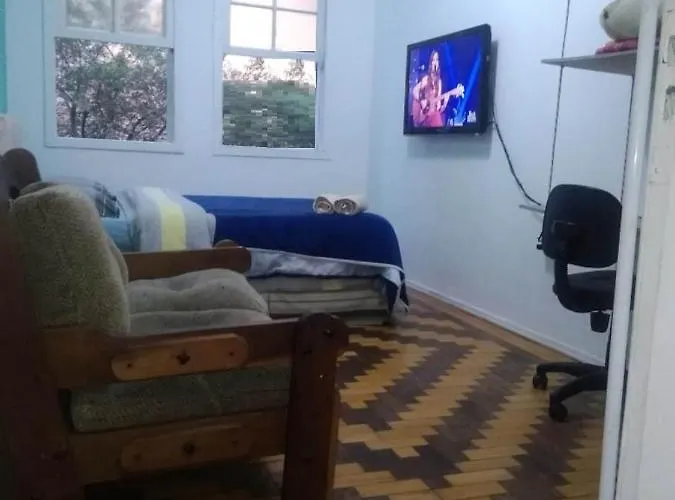 Hospedagem domiciliar Sobrado Tranquilo Centro *